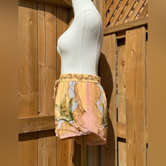 🆕 FARM Rio 🧿 NWOT Multicolor Banana Royalty Kaleidoscope Shorts, Sz XS - Picture 5 of 16